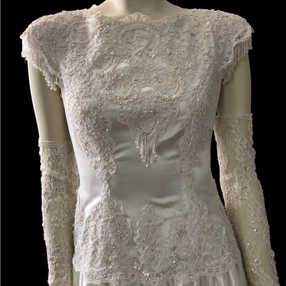 Vintage After Six Wedding dress with train & sleeveless gloves size 8 - Picture 5 of 16